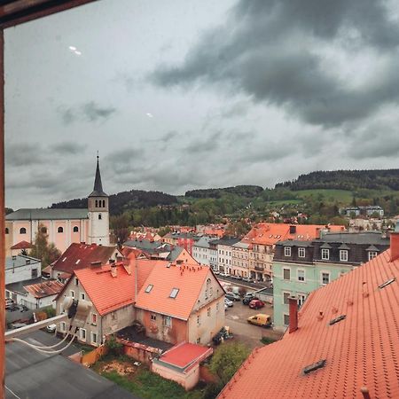 Duzy Apartament Duszniki-Zdroj Duszniki Zdrój Esterno foto