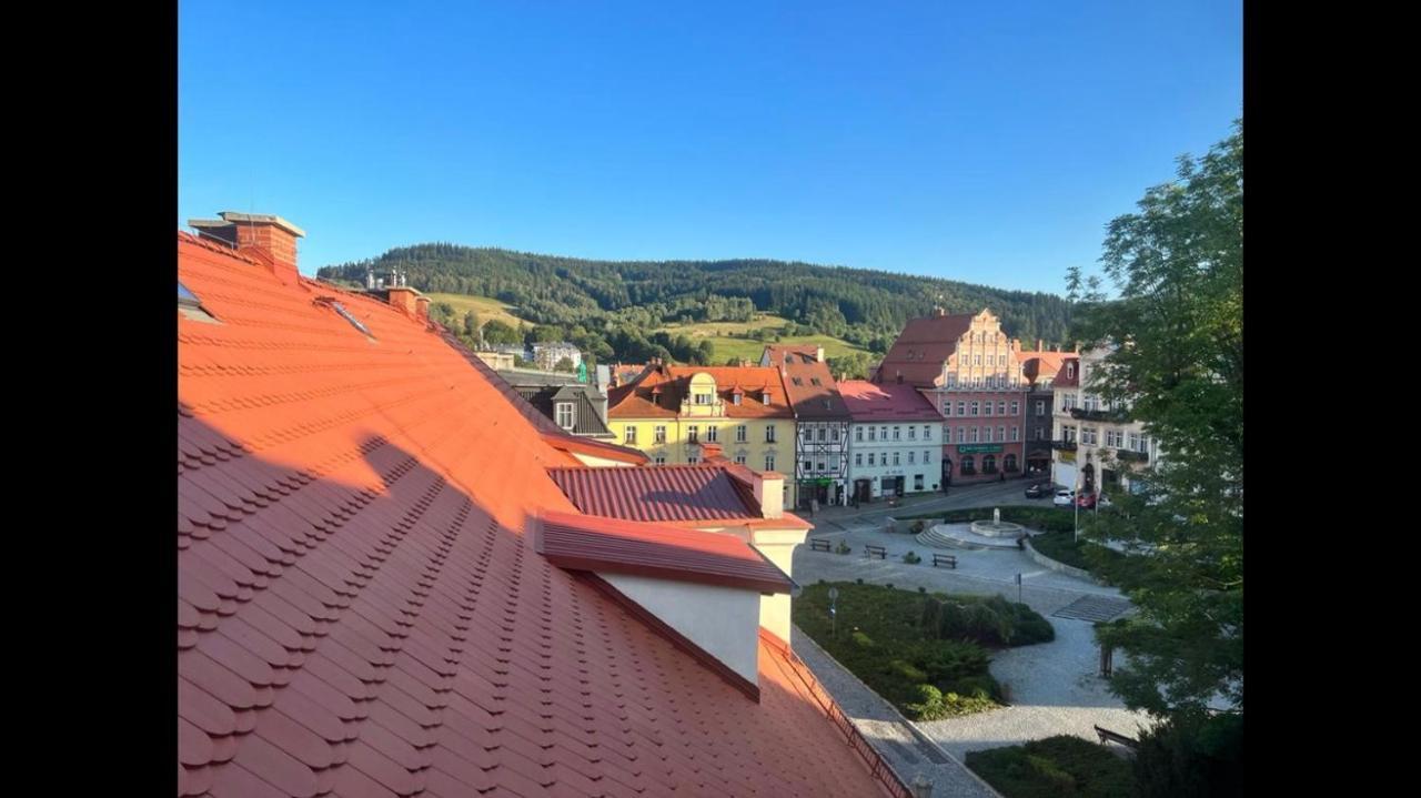 Duzy Apartament Duszniki-Zdroj Duszniki Zdrój Esterno foto